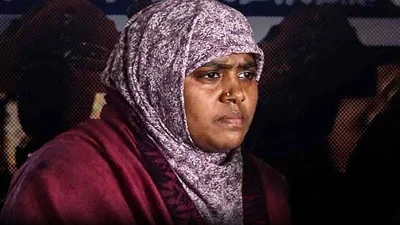 জাবের কীভাবে মামলার বাদী হলেন, সেই প্রশ্ন তুলেছেন হাদির বোন মাসুমা হাদি।