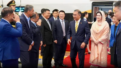 সাউথ চায়না মর্নিং পোস্টের প্রতিবেদনে প্রতিরক্ষার মতো সংবেদনশীল বিষয়েও কিছু ভেতরের খবর ও গুঞ্জন উঠে এসেছে।