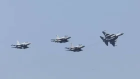 সৌদি আরবে ৮ হাজার সেনা ও ১৬টি যুদ্ধবিমান মোতায়েন পাকিস্তানের