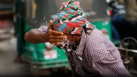 বৃষ্টি আছে, স্বস্তি নেই: বদলে যাচ্ছে প্রকৃতির আচরণ