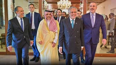 ২৯এ মার্চ পাকিস্তান, তুরস্ক, সৌদি আরব ও মিসরের পররাষ্ট্রমন্ত্রীর বৈঠক হয়