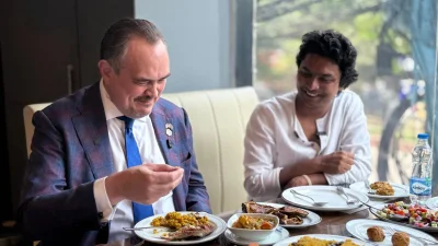 ঝাল খেতে ভালোবাসেন ব্রেন্ট টি ক্রিস্টেনসেন, সেকথাই বলছিলেন আড্ডায়