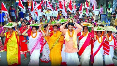 মতুয়া সম্প্রদায়ের বেশিরভাগ মানুষ নমশূদ্র বা দলিত পটভূমির। ঐতিহাসিকভাবে তারা সামাজিক ও অর্থনৈতিকভাবে বঞ্চিত।