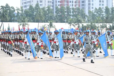 ব্রিটিশ আমল থেকে শুরু করে উত্তর-ঔপনিবেশিক সময়কাল পর্যন্ত, ক্ষমতার মসনদ টিকিয়ে রাখতে পুলিশকে লাঠিয়াল বাহিনী হিসেবে গড়ে তোলার প্রবণতা এক প্রকার প্রাতিষ্ঠানিক রূপ পেয়েছে।