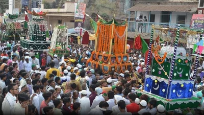 আশুরার তাজিয়া মিছিলে অংশ নেন হুসাইনি ব্রাহ্মণরা