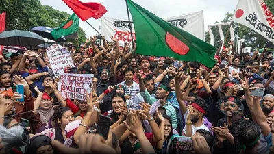 জুলাই অভ্যুত্থানের পর বাংলাদেশ এক সন্ধিক্ষণে দাঁড়িয়ে আছে।