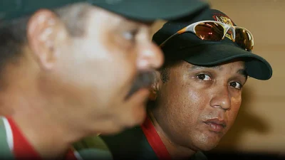 খালেদ মাহমুদরাই তো প্রথম খুব কাছে গিয়েছিলেন। মুলতানে তারা বুঝেছিলেন, পাকিস্তানের শেষ উইকেটটাও নেওয়া সম্ভব।