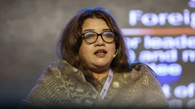 পররাষ্ট্র প্রতিমন্ত্রী-২ শামা ওবায়েদ ইসলাম দেশের জ্বালানি নিরাপত্তা ও রোহিঙ্গা সংকটের বিষয় তুলে ধরেন।