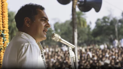 মা ইন্দিরা গান্ধীর মৃত্যুর দিনই প্রধানমন্ত্রী হন রাজনীতিতে অনিচ্ছুক ছেলে রাজীব গান্ধী।